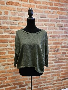 Windsor Olive Green Lightweight Knit Top